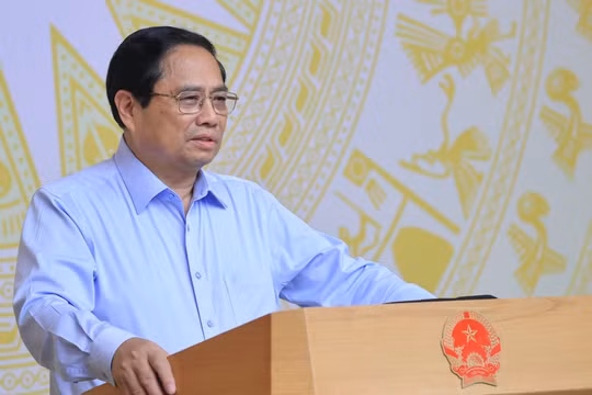 Thủ tướng Phạm Minh Chính chủ trì Hội nghị của Thường trực Chính phủ làm việc với các doanh nghiệp lớn về giải pháp góp phần phát triển kinh tế - xã hội đất nước. Ảnh (VGP/Nhật Bắc)