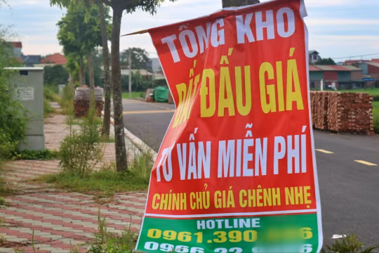 Bộ Xây dựng cho rằng nguyên nhân tăng giá bất động sản tại một số khu vực, địa phương trong thời gian qua do tác động bởi nhiều yếu tố. Ảnh: Lệ Chi