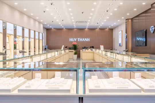 Huy Thanh Jewelry bị nêu tên do chậm đóng BHXH gần 700 triệu đồng.