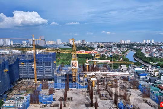 Mỗi mét vuông chung cư bán cho khách hàng đang gánh nhiều loại chi phí