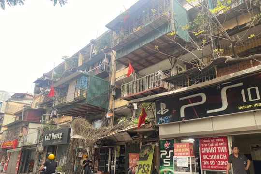 Nhiều căn hộ tập thể nằm tại vị trí đẹp tại Hà Nội có giá tăng vọt hơn 100 triệu đồng/m2.