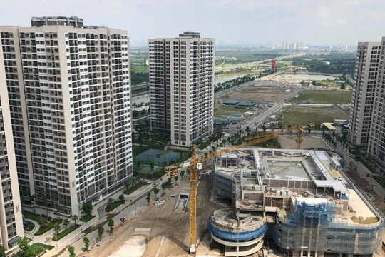 Giá rao bán chung cư tại Hà Nội và TP.HCM đang có dấu hiệu chững lại.