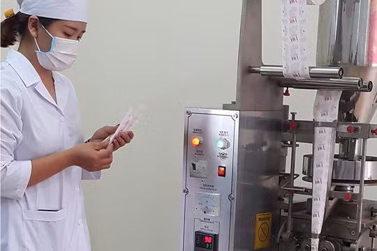 Dây chuyền đóng gói tự động của Viện Cơ điện nông nghiệp sau thu hoạch. Ảnh: PN