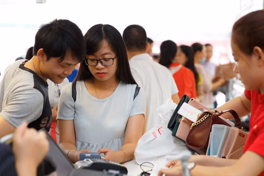 Chi phí trên mỗi lần mua của Juno giảm 50%.