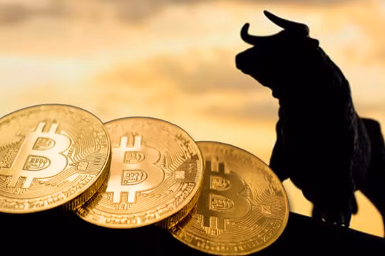 Bitcoin lên đỉnh 1 năm, vượt ngưỡng 31.400 USD