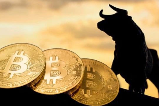 Bitcoin lên đỉnh 1 năm, vượt ngưỡng 31.400 USD