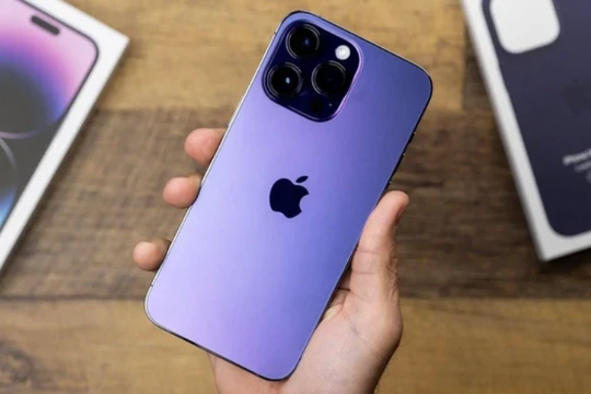 Cuộc đua xuống đáy giá iPhone tại Việt Nam