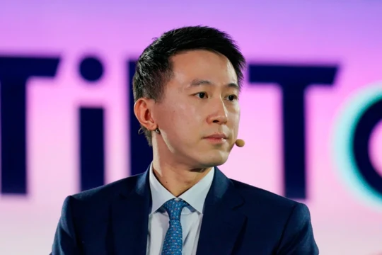 CEO TikTok Shou Zi Chew (Ảnh: CNN)