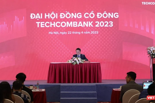 AGM 2023 Techcombank: Mục tiêu lợi nhuận 22.000 tỉ đồng, cổ đông chất vấn về cổ tức, trái phiếu