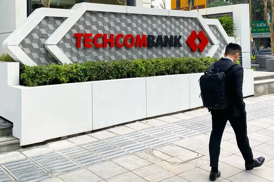 Techcombank để ngỏ khả năng tìm nhà đầu tư chiến lược nước ngoài