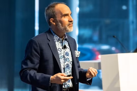 Chuyên gia chuyển đổi số từng tư vấn chiến lược cho Google, Microsoft sắp đến Việt Nam