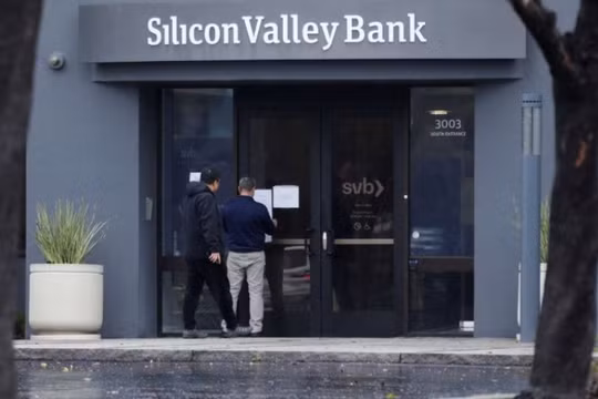 Nỗ lực 'vay nóng' 20 tỉ USD bất thành trước khi sụp đổ của SVB (Ảnh: Reuters)