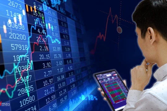 Khối ngoại bán ròng 2.000 tỉ đồng trong tuần cơ cấu ETF