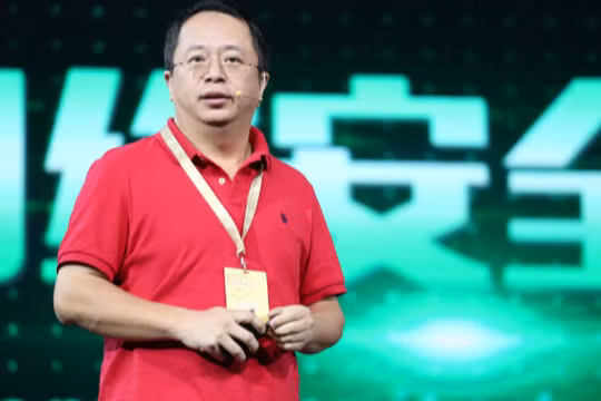 Tỷ phú Zhou Hongyi (Ảnh: Bloomberg)