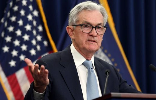 Fed đang vừa phải chống lạm phát, vừa phải bình ổn lại hệ thống tài chính (Ảnh: Olivier Douliery/Getty Images)
