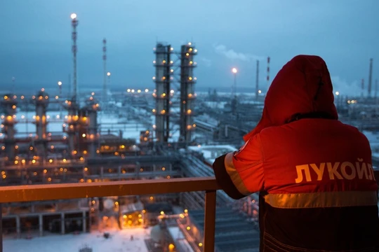 Xung đột Nga - Ukraine: Biến số khó lường của kinh tế toàn cầu năm 2023 (Ảnh: Lukoil)
