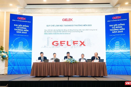 Đoàn chủ tọa tại AGM 2023 của Gelex