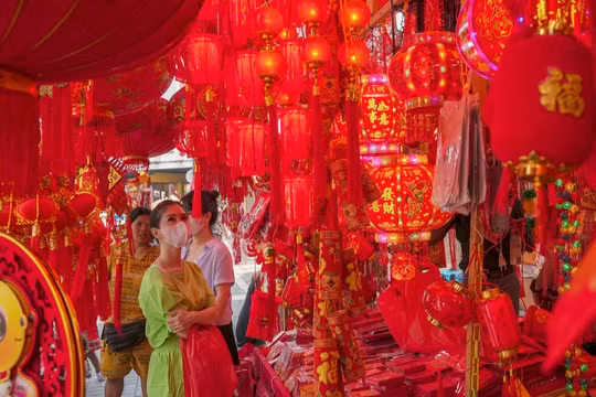 Không khí Tết nguyên đán có thể cảm nhận được ở nhiều nơi trên khắp thế giới (Ảnh: CNBC)