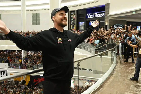 YouTuber 9x sắp trở thành tỷ phú USD: Bị ám ảnh bởi công việc, làm giàu nhờ lan truyền sự giàu có (Ảnh: New York Post)