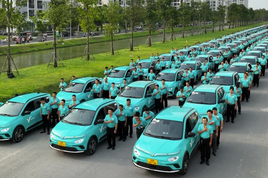 Vingroup đặt mục tiêu doanh thu 8 tỉ USD, đẩy nhanh tiến độ xây nhà máy xe điện tại Mỹ