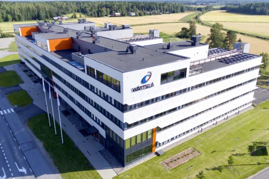 Nhà máy điện hoạt động dựa trên công nghệ động cơ đốt trong