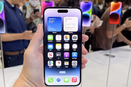 MWG thay đổi chính sách giá, hết thời iPhone ở Thế giới di động đắt hơn cả triệu so với thị trường?