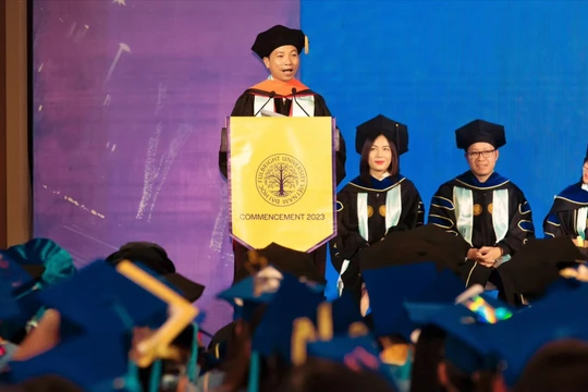 Hồn Việt của ‘quái kiệt AI’ Lê Viết Quốc