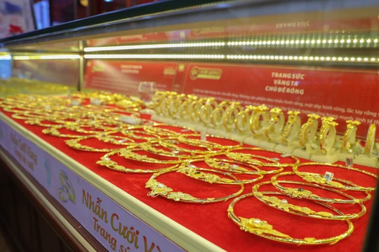 Ngành vàng trang sức có tiềm năng lớn do nhân lực dồi dào, tay nghề thợ tinh xảo. Ảnh: Hải Thu