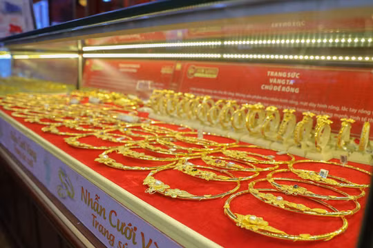 Ngành vàng trang sức có tiềm năng lớn do nhân lực dồi dào, tay nghề thợ tinh xảo. Ảnh: Hải Thu
