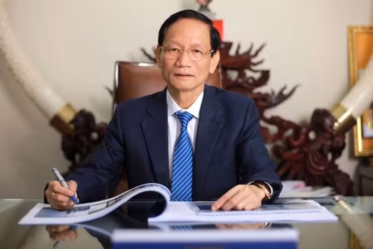 Ông Vũ Văn Tiền 