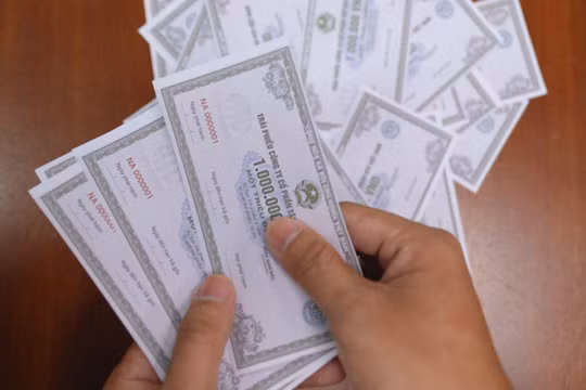 May - Diêm Sài Gòn "hút" gần 6.000 tỷ trong 4 tháng. Ảnh minh hoạ: Bình An 