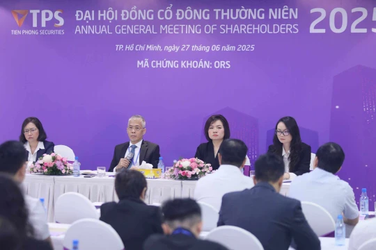 ĐHĐCĐ của TPS đã bầu bổ sung loạt nhân sự cấp cao. 