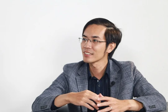 PGS.TS Nguyễn Hữu Huân, Đại học Kinh tế TP. HCM (UEH)