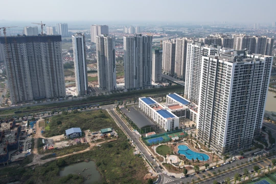 Bộ Tài chính đề xuất tính thuế 20% trên lãi từng lần chuyển nhượng bất động sản. Ảnh minh hoạ: BA