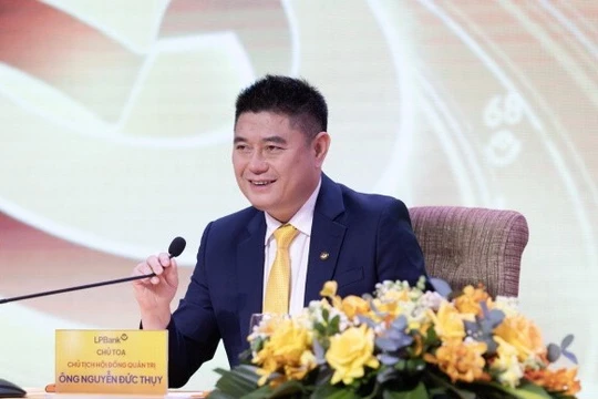 Ông Nguyễn Đức Thuỵ sẽ nhận 177 tỷ đồng cổ tức từ LPBank 