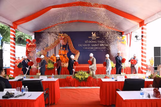 Nghi lễ động thổ dự án D’. Saint Raffles