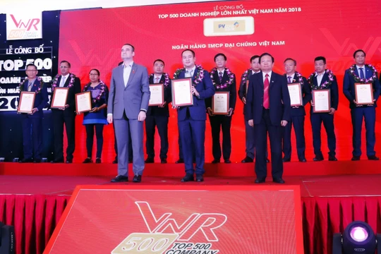 PVcomBank lần thứ 5 liên tiếp lọt Top 500 doanh nghiệp lớn nhất Việt Nam