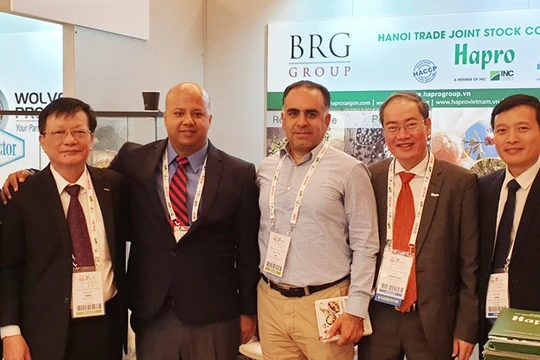 Đoàn Xúc tiến thương mại của Hapro tại Hội nghị Hạt & Quả khô thế giới 2019 