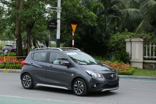 Fadil Plus có giá 429.000.000 đồng (đã bao gồm VAT)