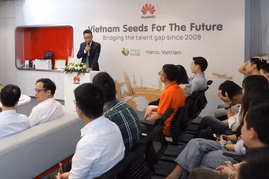 Toàn cảnh buổi khai mạc chương trình đào tại Hạt giống Viễn thông tương lai 2020.