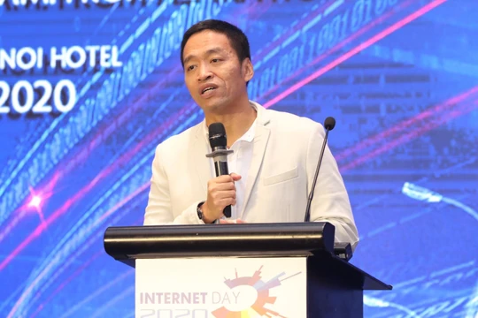 CEO VNG Lê Hồng Minh cho biết, 10 năm trở lại đây, ông không bao giờ cung cấp số điện thoại và email cá nhân vào bất cứ form nào trên mạng. 