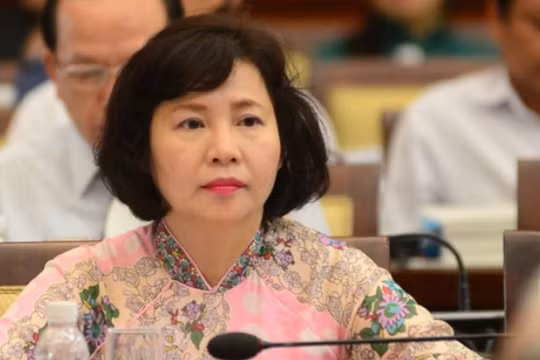 Cơ quan Cảnh sát điều tra Bộ Công an cho biết đã làm việc với gia đình bà Hồ Thị Kim Thoa và yêu cầu gia đình động viên bà Thoa sớm ra trình diện để hưởng khoan hồng của pháp luật.