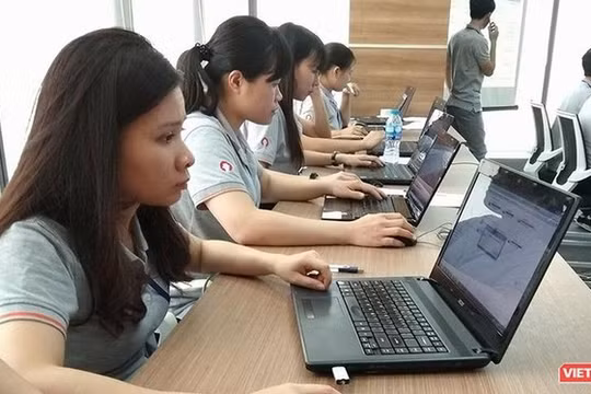 Lương, thưởng và chế độ phúc lợi là yếu tố hàng đầu được người lao động quan tâm khi chuyển việc