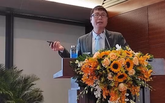 Ông Nguyễn Quang Đồng thẳng thắn nêu quan điểm: Việt Nam thiếu chiến lược về dữ liệu y tế với quy định tường minh về tiếp cận dữ liệu y tế - vốn rất nhạy cảm này.