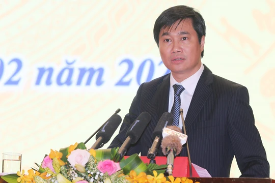 Tân chủ tịch UBND tỉnh Quảng Ninh Nguyễn Tường Văn (Ảnh chụp tại Lễ Công bố Đồ án Điều chỉnh quy hoạch chung xây dựng KKT Vân Đồn - quangninh.gov.vn)