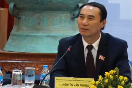 Ông Nguyễn Văn Phụng – Vụ Trưởng Quản lý thuế doanh nghiệp lớn, Tổng cục Thuế - cho rằng cần nhận thức đúng về việc tiêu dùng rượu bia.