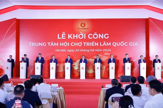 Vingroup chính thức khởi công Trung tâm Hội chợ Triển lãm Quốc gia. Ảnh: VGP/Nhật Bắc.