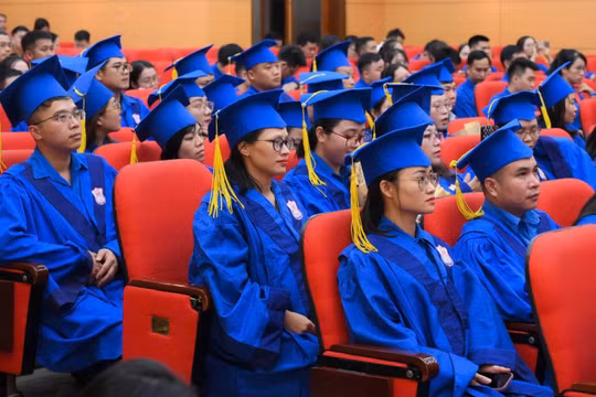 42 bác sĩ trẻ tốt nghiệp chương trình đào tạo đặc biệt để về công tác tại biên giới, vùng khó khăn