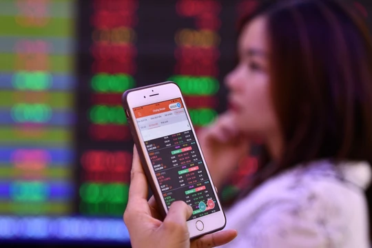 Không được giao dịch chứng khoán online nếu không cập nhật CCCD