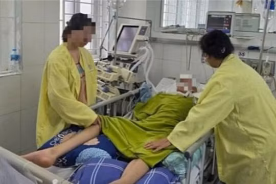 PGS.TS. Đồng Văn Hệ: "Nam sinh lớp 8 bị đánh ở Lệ Mật không bị chết não"